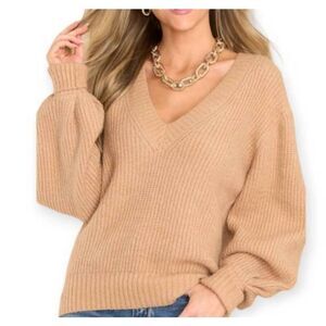 HYFVE TAN RED DRESS BOUTIQUE ALL GROWN UP TAN SWEATER SZ.M NWT.